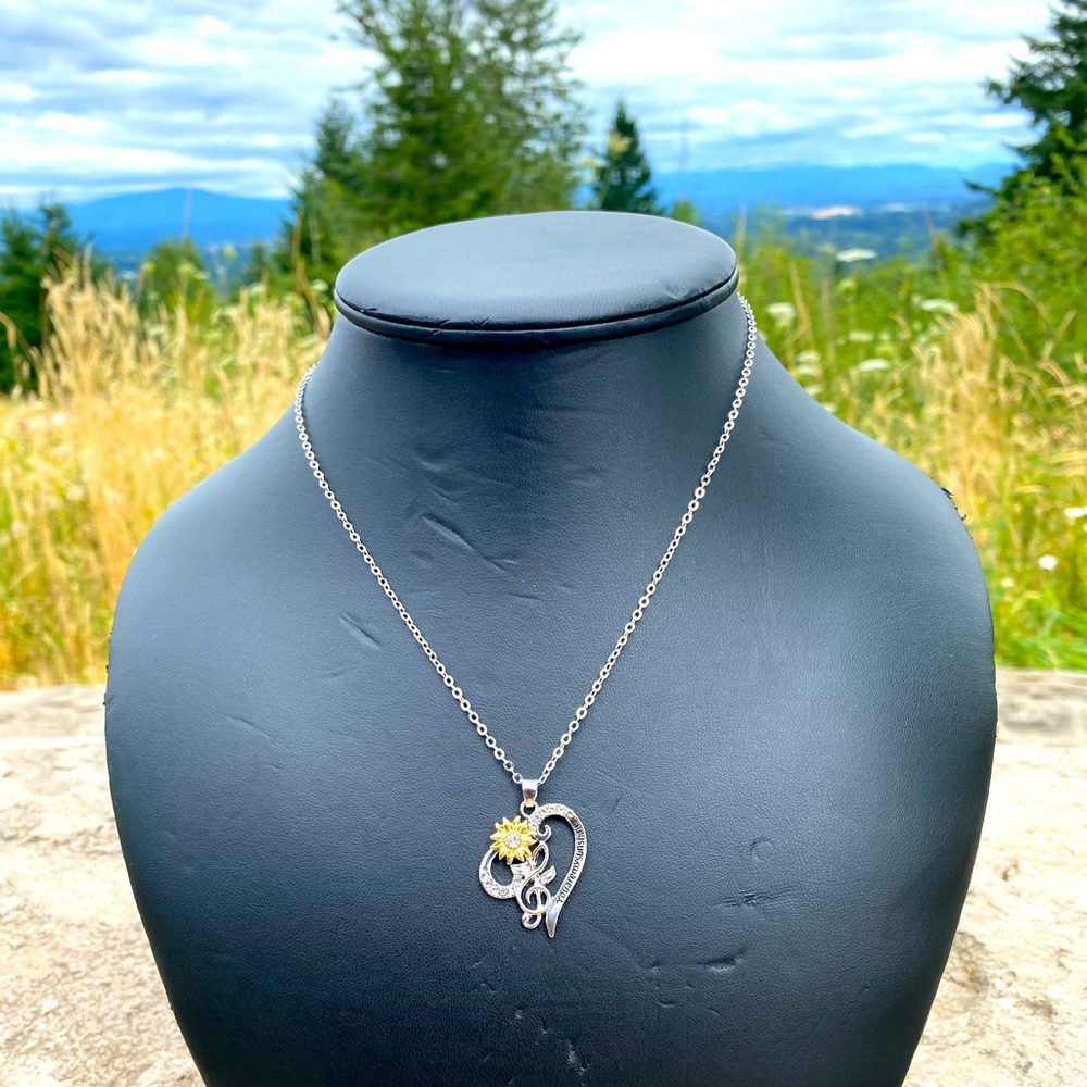 YOUAREMYSUNSHINE Necklace 🌻2for$10🌻